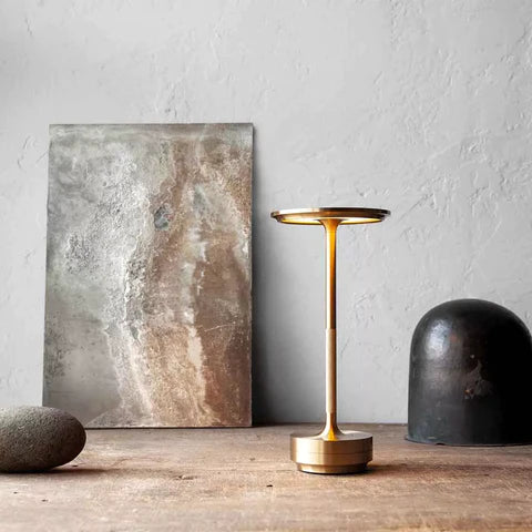 AMBIENT™ METALLIC CORDLESS TABLE LAMP